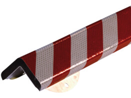 Hoekbeschermer 60 x 1000 mm RVS rood wit
