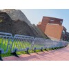 Boss barrier grijs