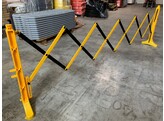 Schaarhek kunststof 3500 mm geel zwart